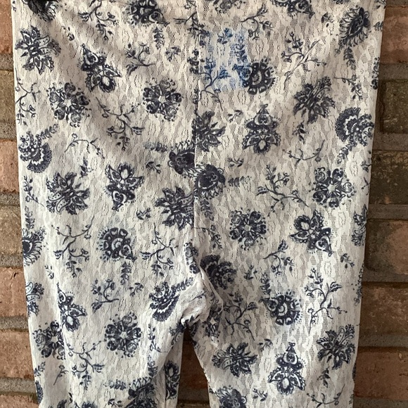 Free People Layered In Lace Legging Ivory Combo Medium NWT - Picture 5 of 8